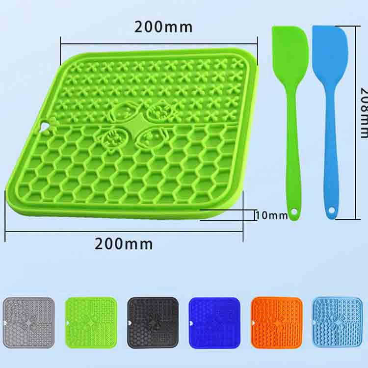 Pet Slow Feeding Mat with silicone spatula