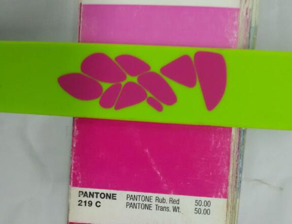 custom pantone color silk screen printing on silicone product